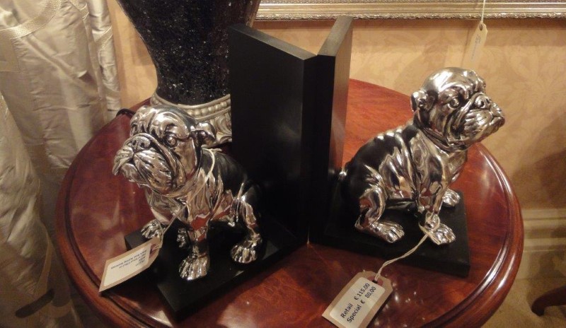 Pair of Silver Effect on Black Base Bulldog Bookends